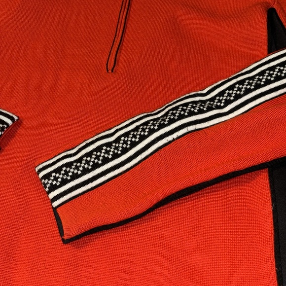 Obermeyer Red 1/4 Zip Ski Sweater - Size Medium - Picture 2 of 7
